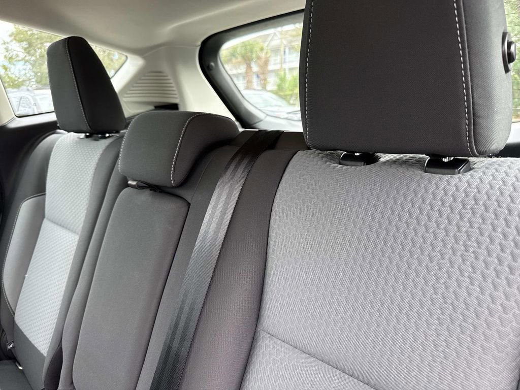 Used 2017 Ford C-MAX SE w/ Cold Weather Package image 16