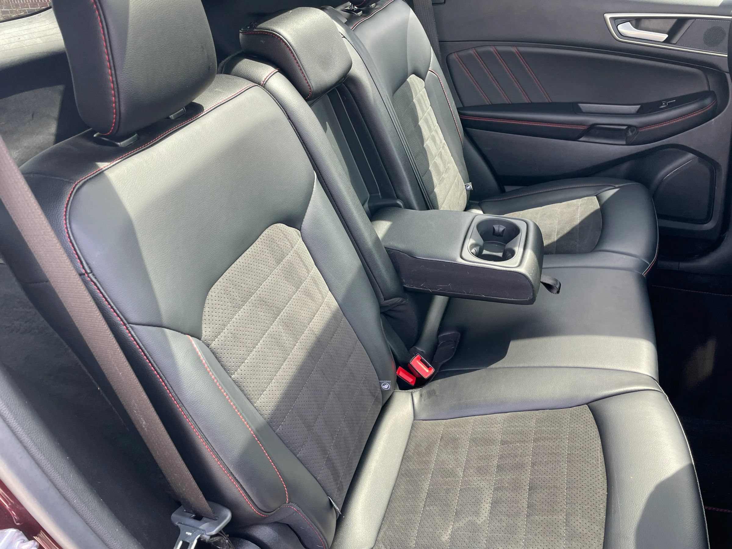 Used 2024 Ford Edge ST-Line AWD/4WD image 21