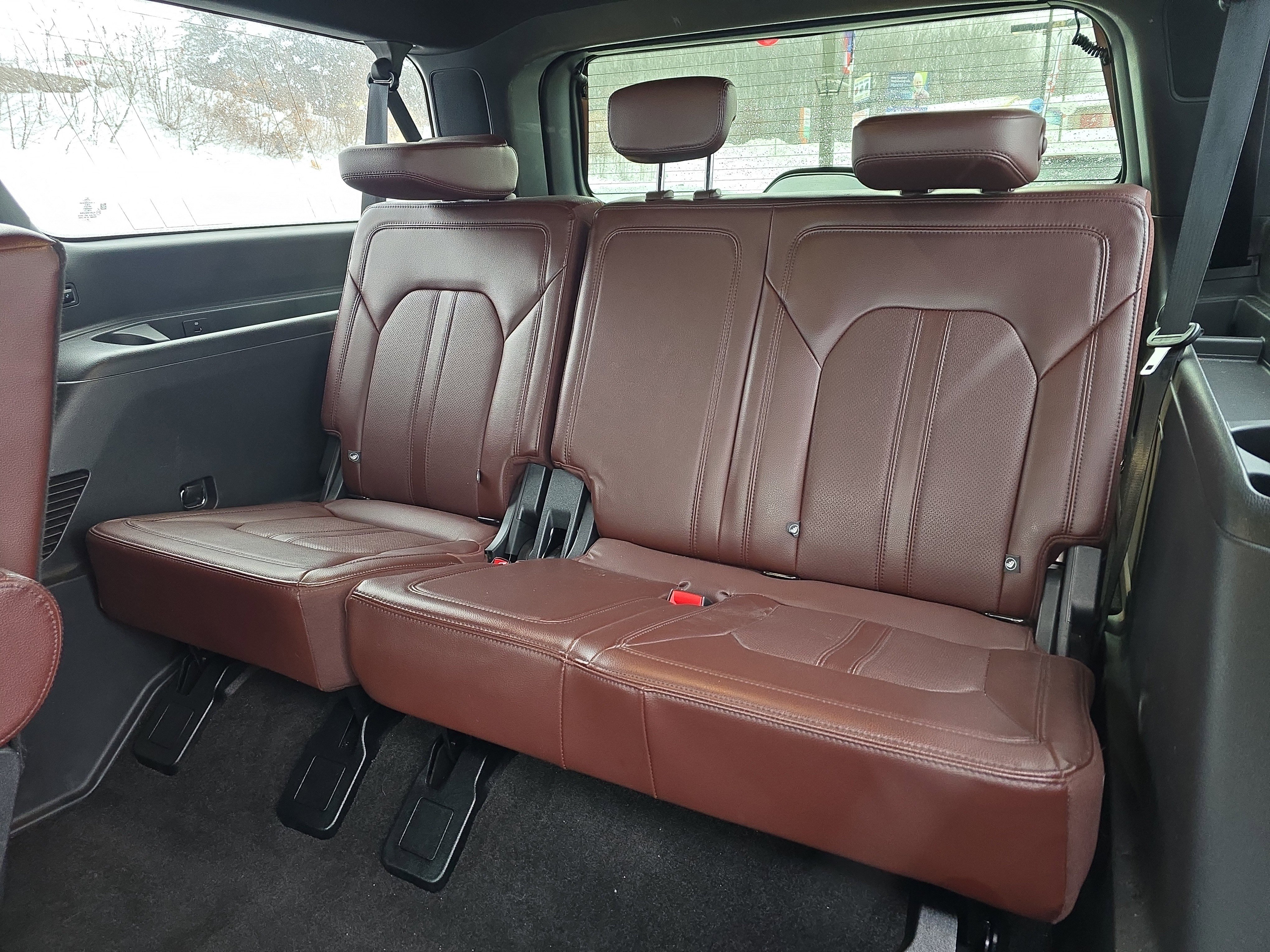 Used 2022 Ford Expedition Max Limited image 14