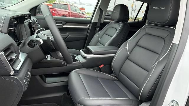 New 2026 GMC Terrain Denali AWD/4WD image 6