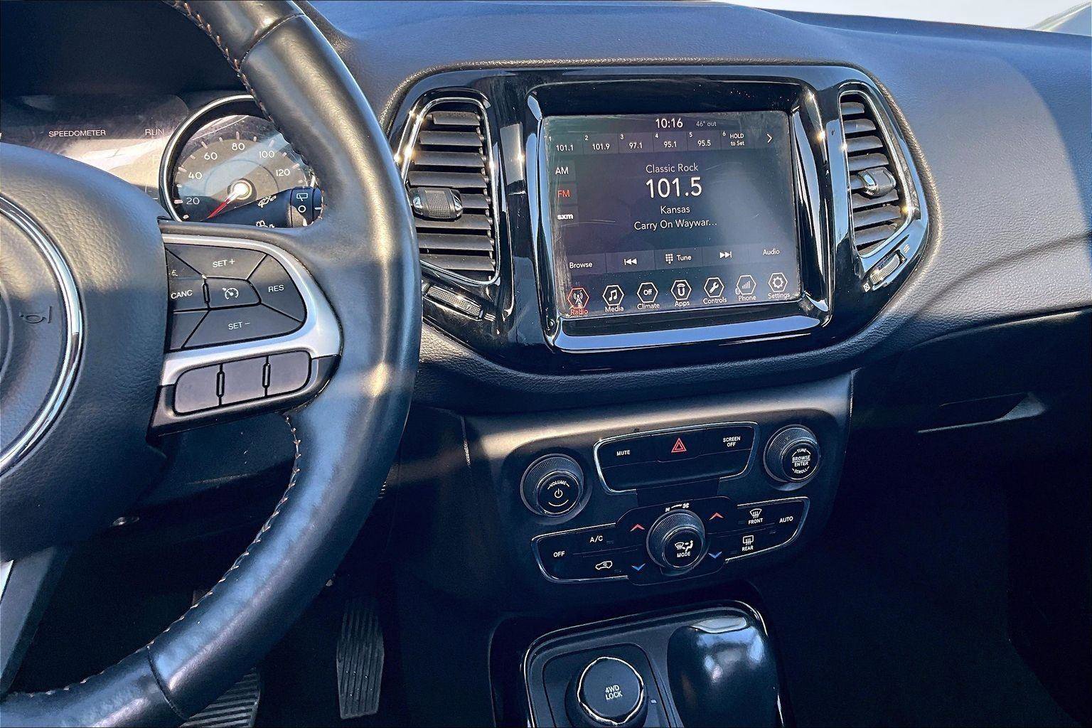 Used 2018 Jeep Compass Limited image 7