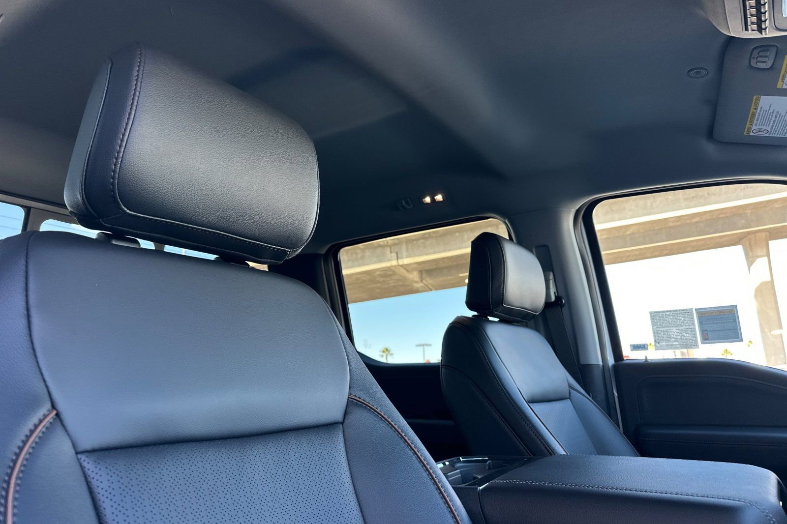 New 2026 Ford F250 Lariat w/ Black Appearance Package image 15