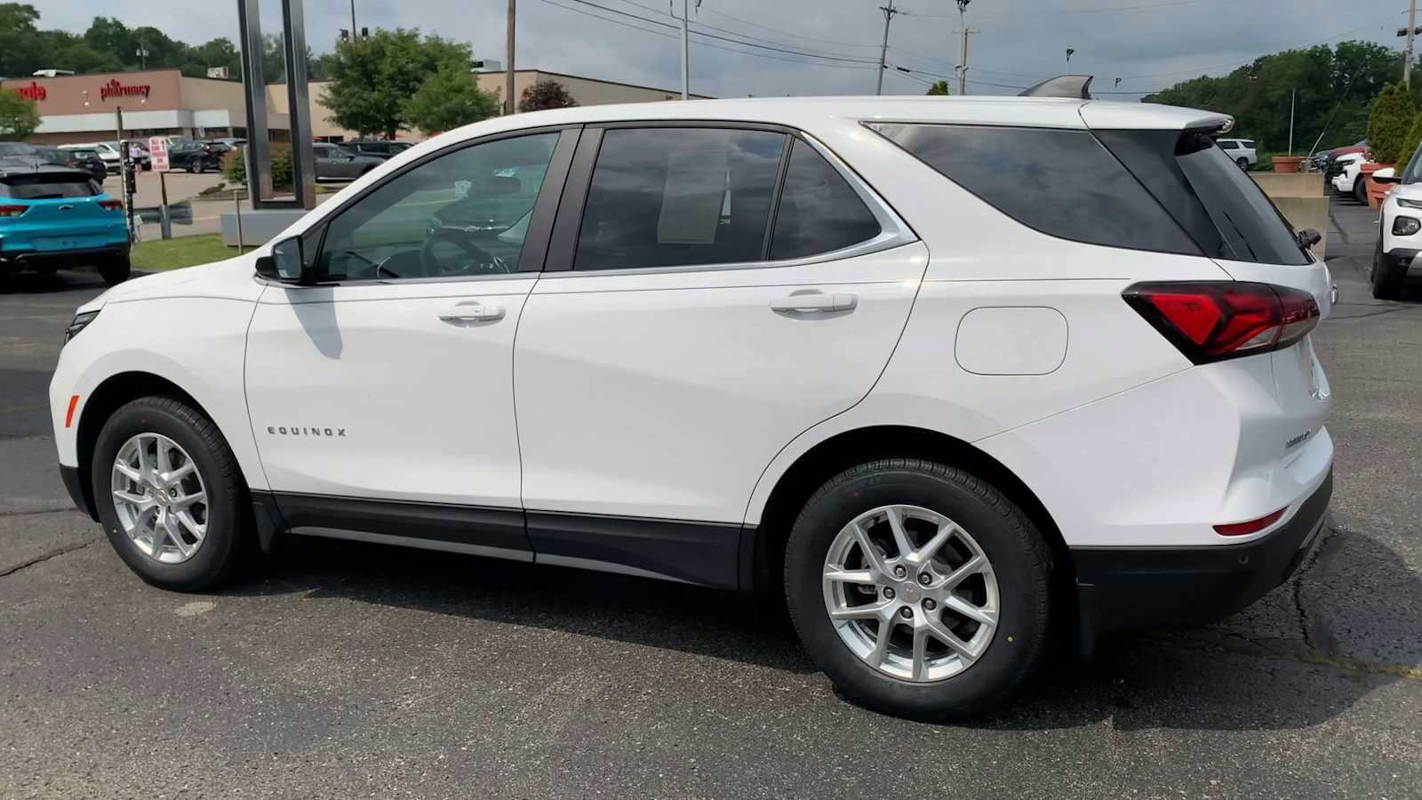 Certified 2024 Chevrolet Equinox LT AWD/4WD image 6