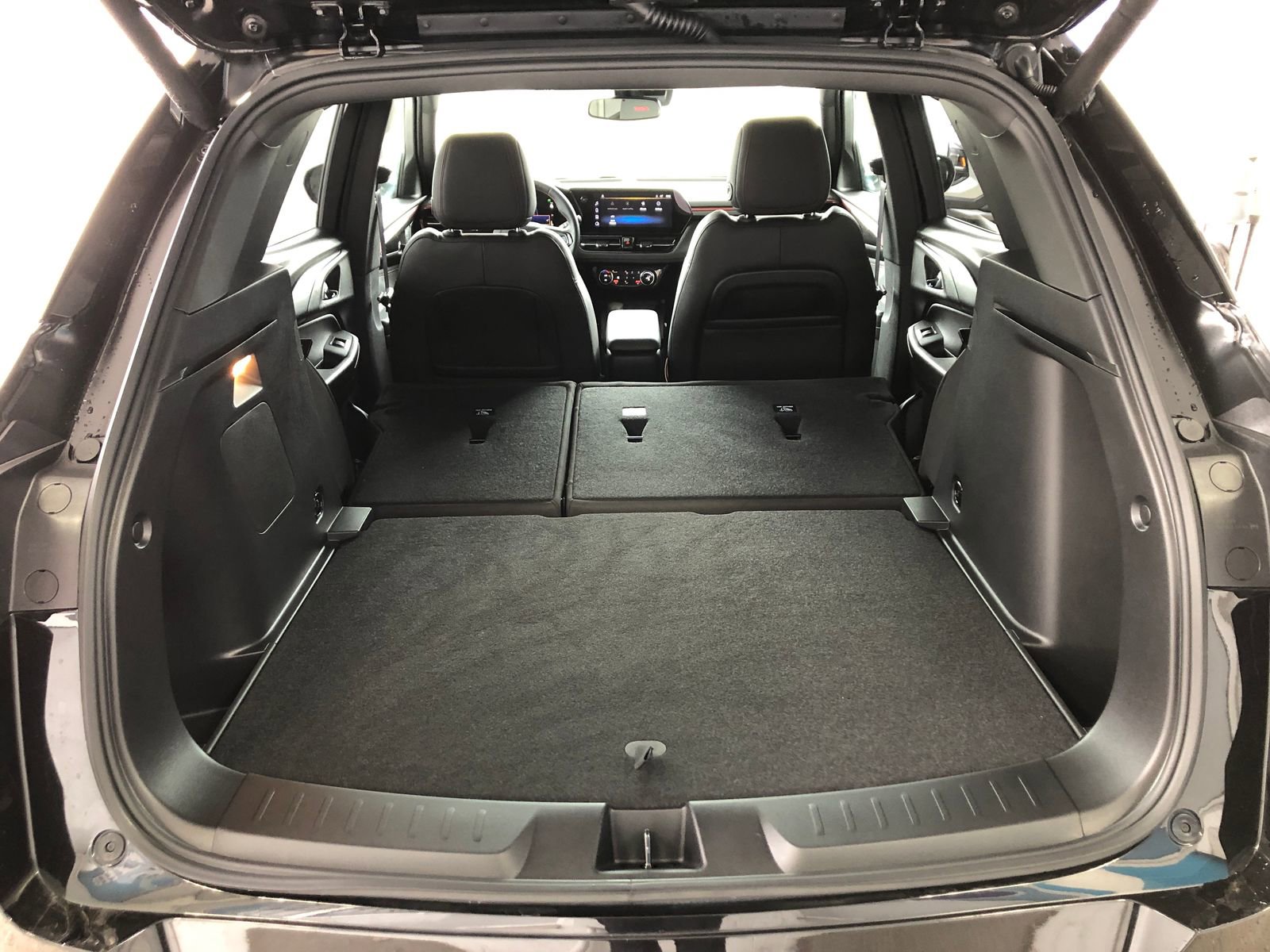 Certified 2025 Chevrolet TrailBlazer RS w/ Convenience Package image 9