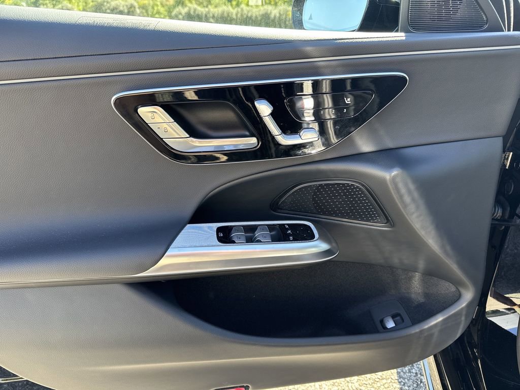 New 2026 Mercedes-Benz E 350 4MATIC Sedan image 16