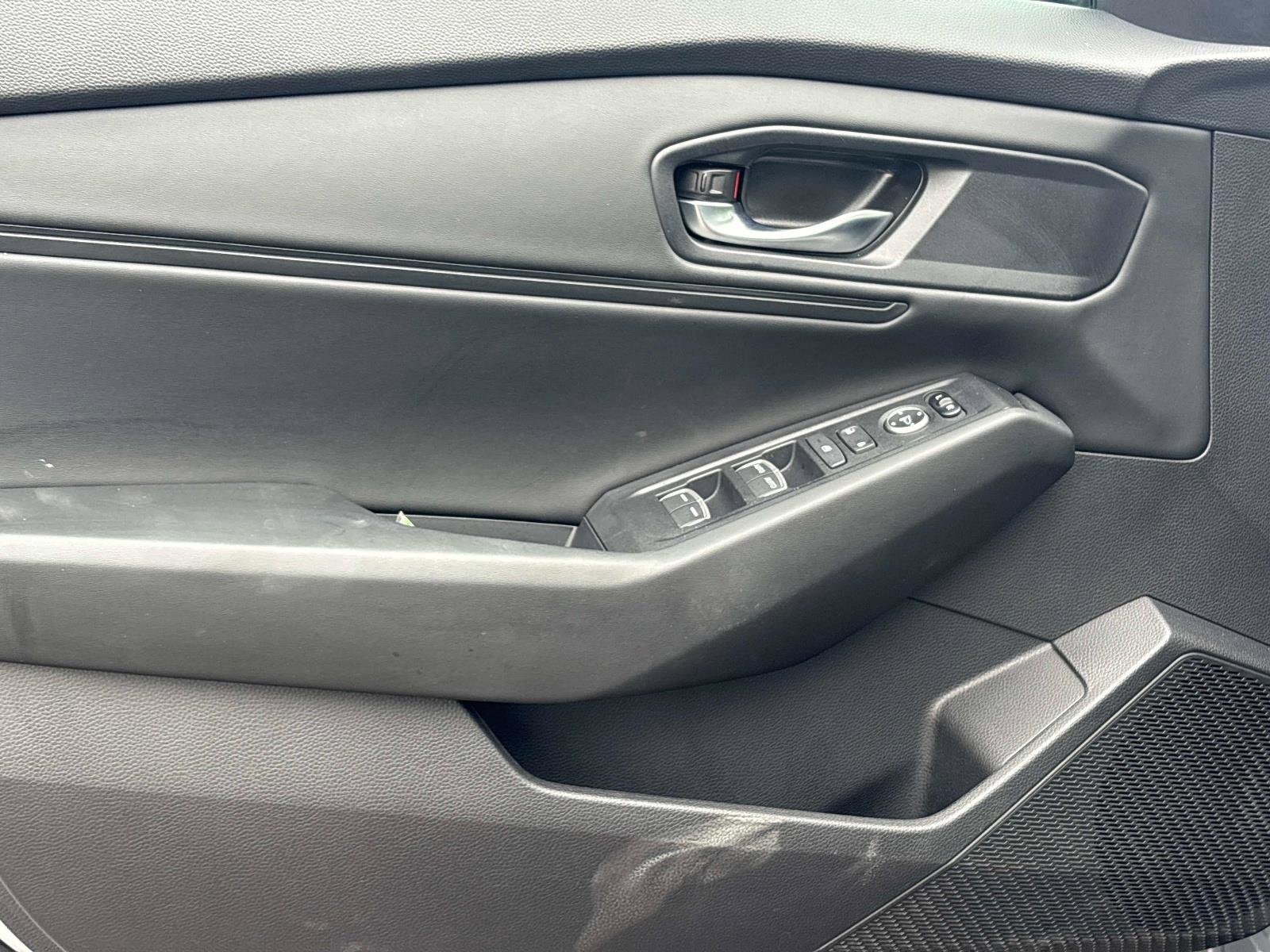 Used 2023 Honda Accord EX image 16