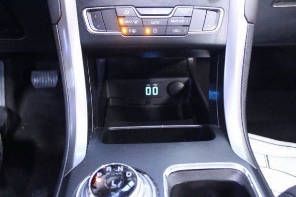 Used 2020 Ford Fusion SE image 19