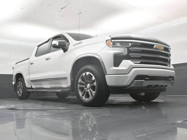 Used 2024 Chevrolet Silverado 1500 High Country w/ Z71 Off-Road Package AWD/4WD image 54