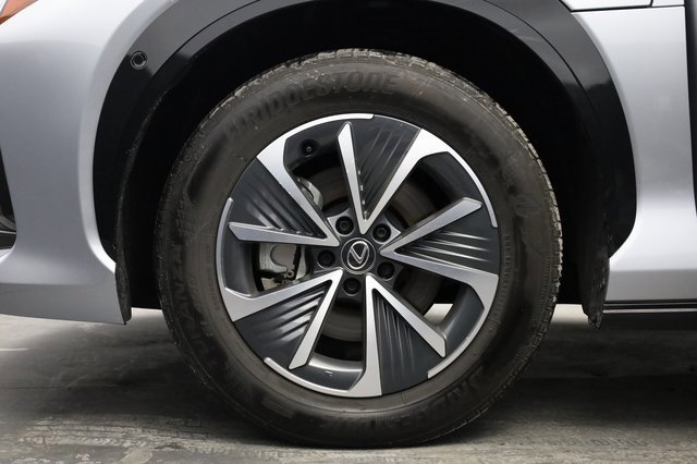 Used 2023 Lexus RZ 450e Premium w/ Technology Package image 8