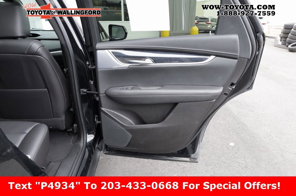 Used 2023 Cadillac XT5 Premium Luxury image 11