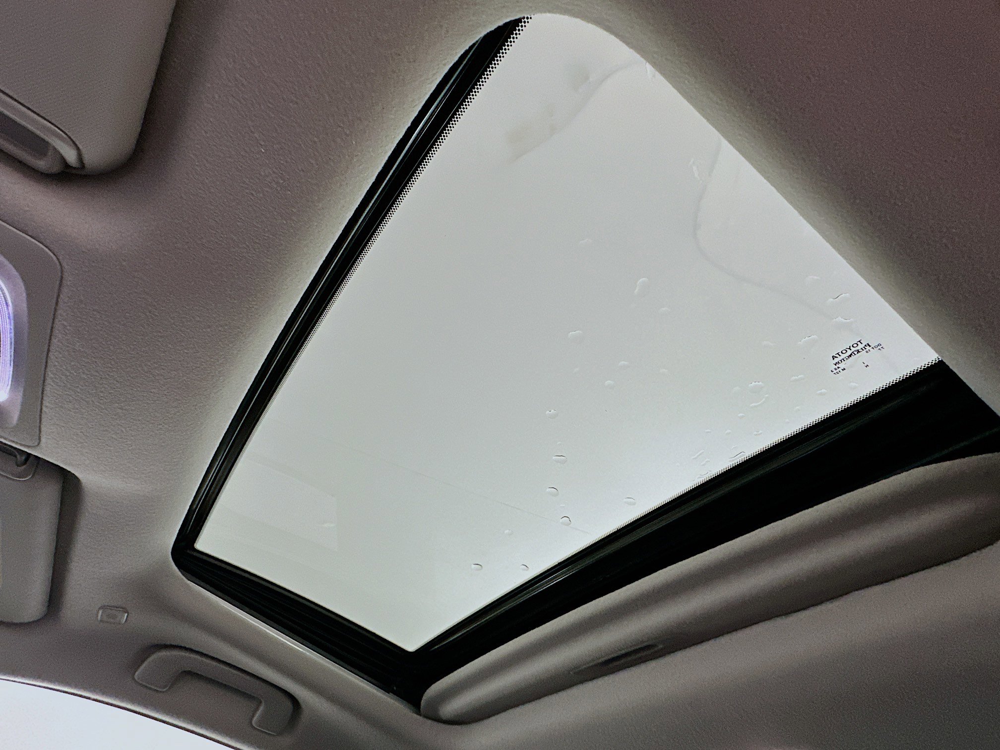 Used 2024 Toyota Corolla Cross LE image 26