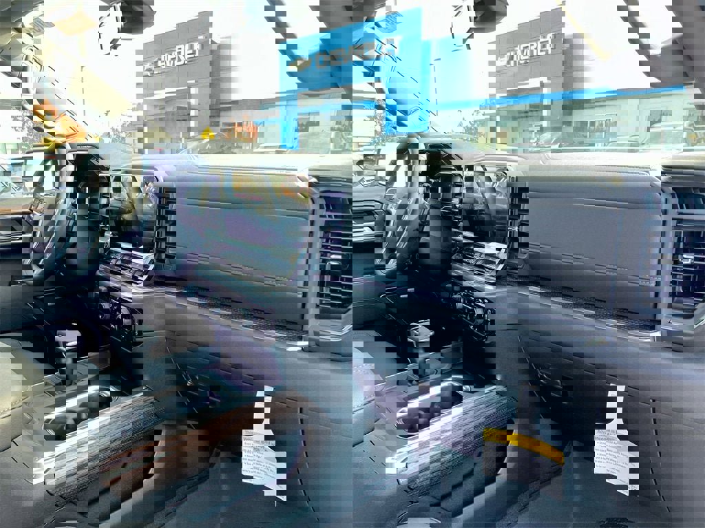 New 2025 Chevrolet Silverado 1500 RST w/ Redline Edition image 22