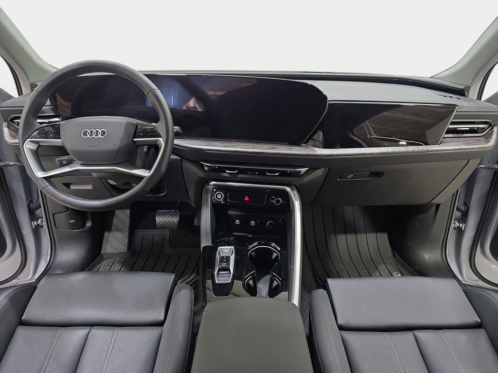 Used 2025 Audi Q5 Premium Plus w/ Premium Plus image 10