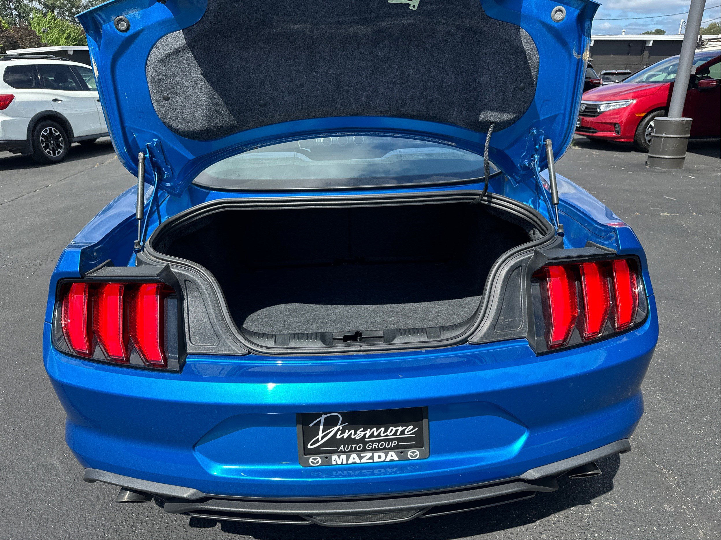 Used 2019 Ford Mustang Coupe RWD image 10