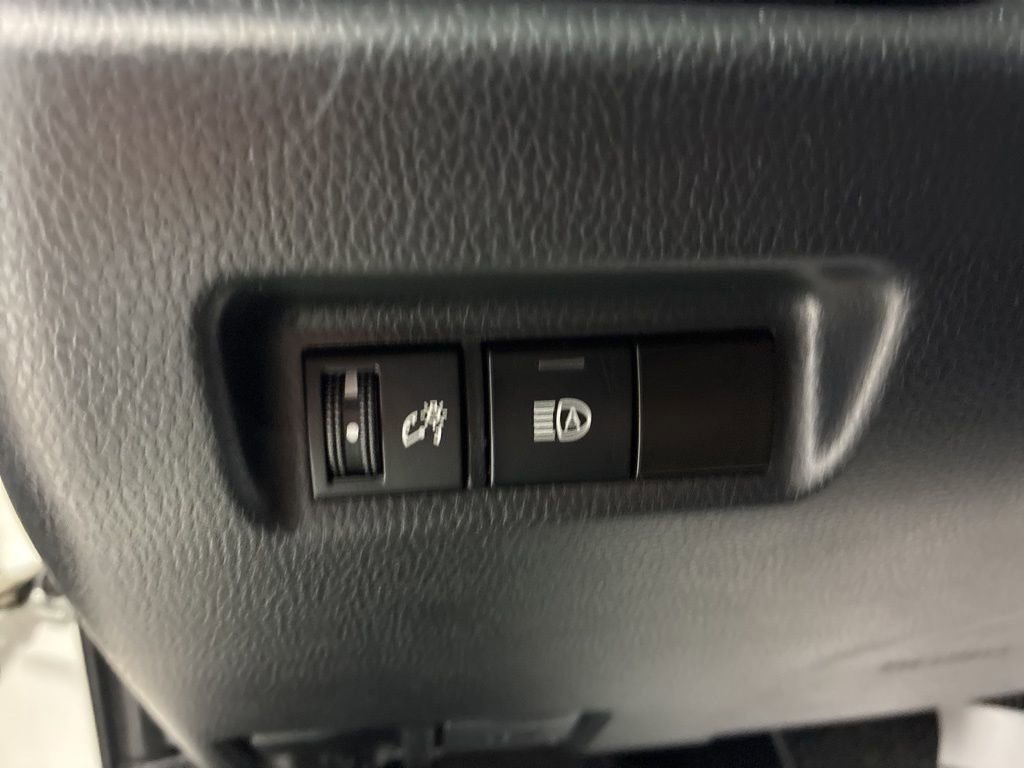 Used 2024 Toyota RAV4 LE image 15