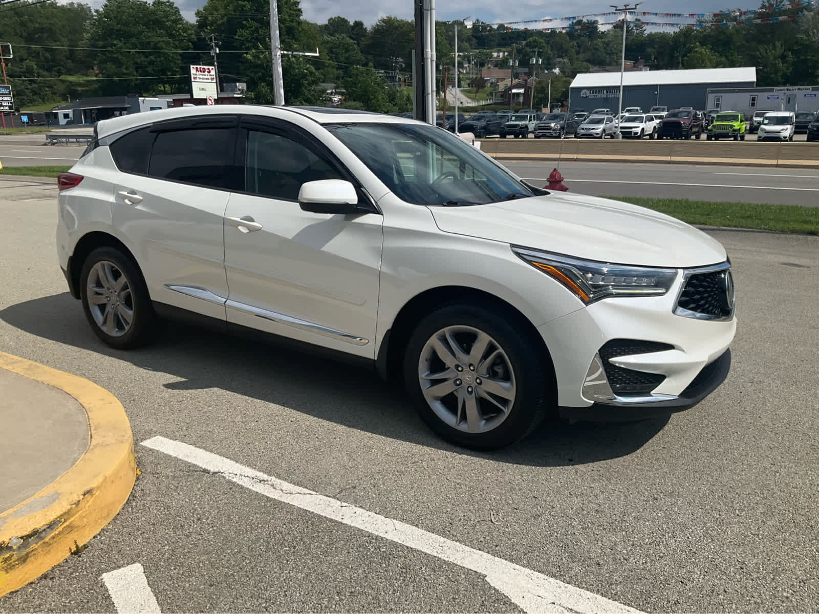 Used 2019 Acura RDX w/ Advance Package AWD/4WD image 3
