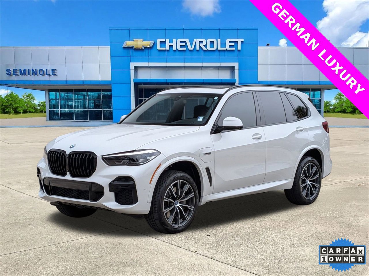 Used 2023 BMW X5 xDrive45e w/ M Sport Package image 2