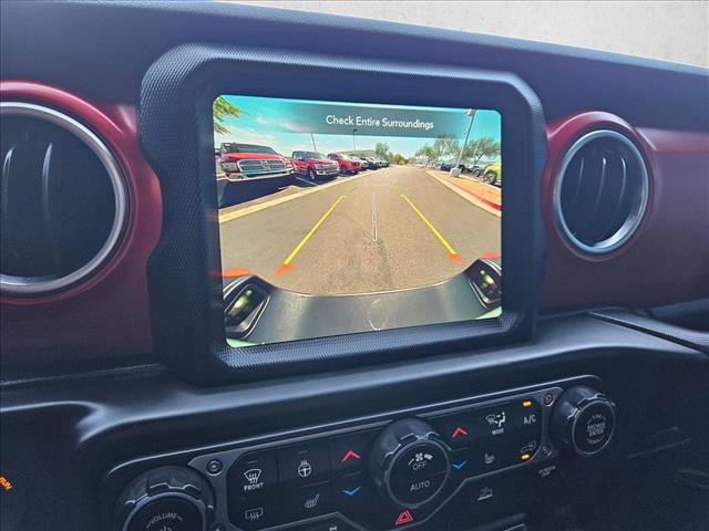 Used 2023 Jeep Gladiator Rubicon w/ Cold Weather Group AWD/4WD image 15