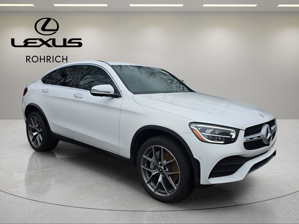 Used 2022 Mercedes-Benz GLC 300 4MATIC Coupe image 4