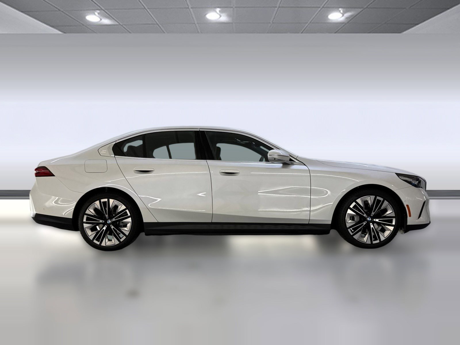 Used 2026 BMW i5 M60 w/ Premium Package AWD/4WD image 7