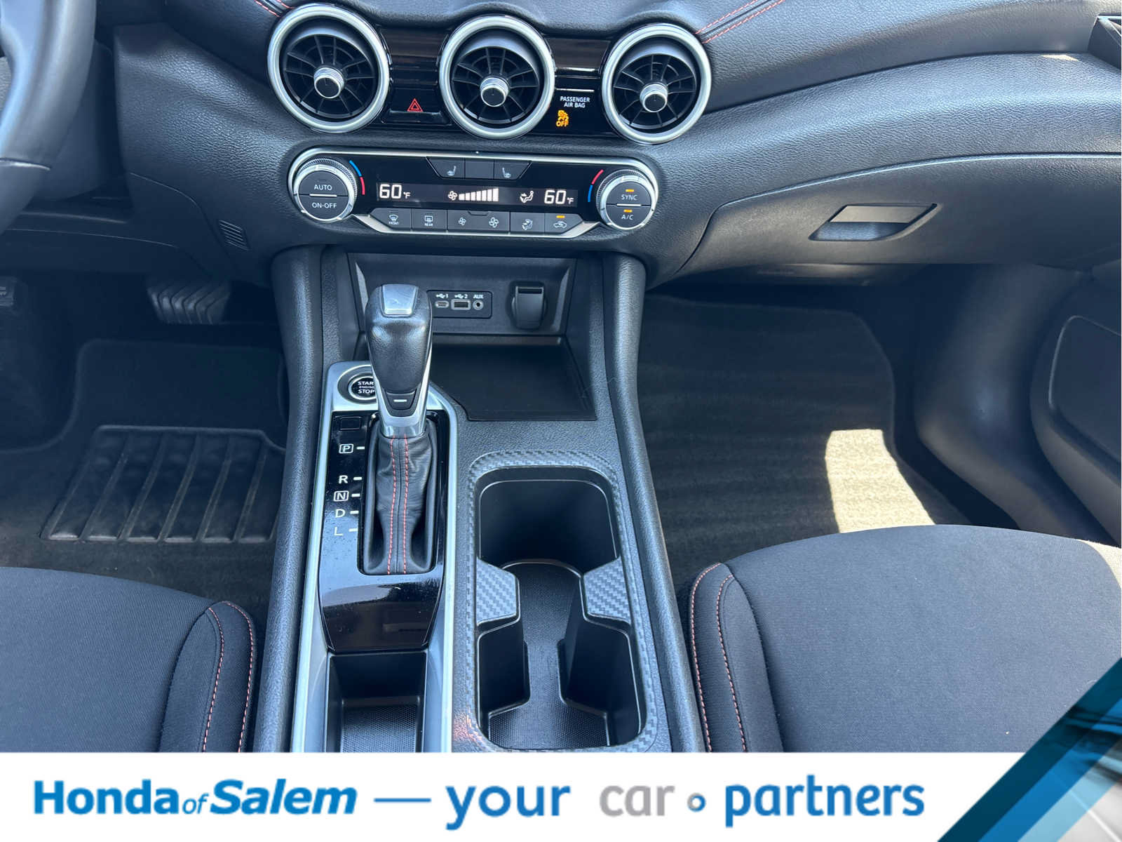 Used 2025 Nissan Sentra SR FWD image 17