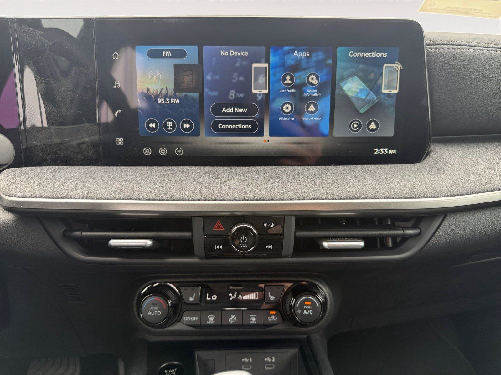 New 2027 Nissan Kicks SV AWD/4WD image 14