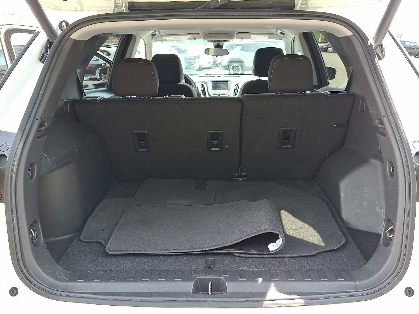 Used 2023 Chevrolet Equinox LT AWD/4WD image 28