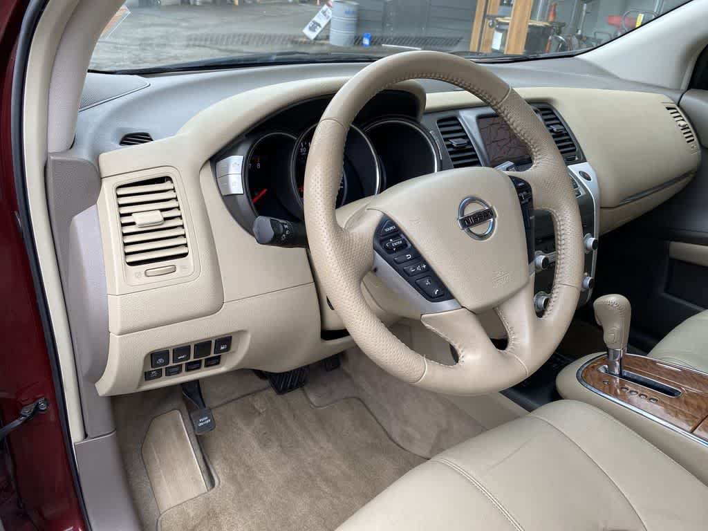 Used 2012 Nissan Murano LE w/ Platinum Pkg AWD/4WD image 2