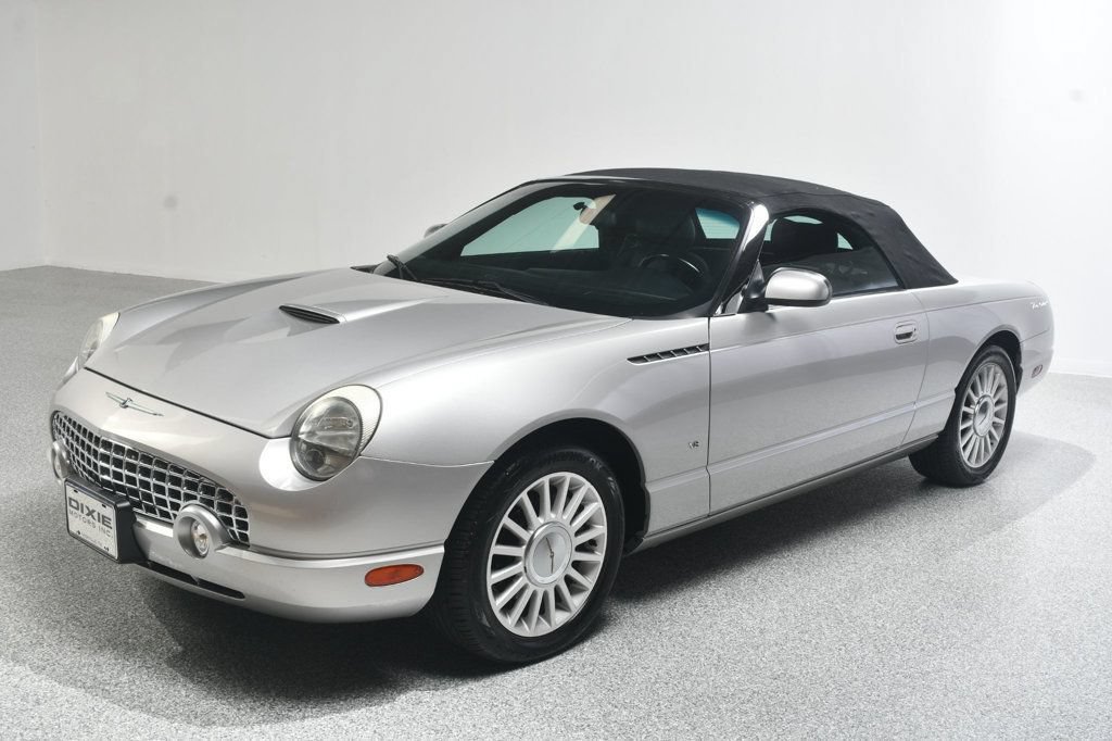 Used 2004 Ford Thunderbird RWD image 2
