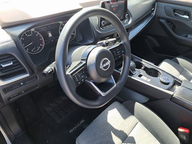 Used 2023 Nissan Rogue SV AWD/4WD image 10
