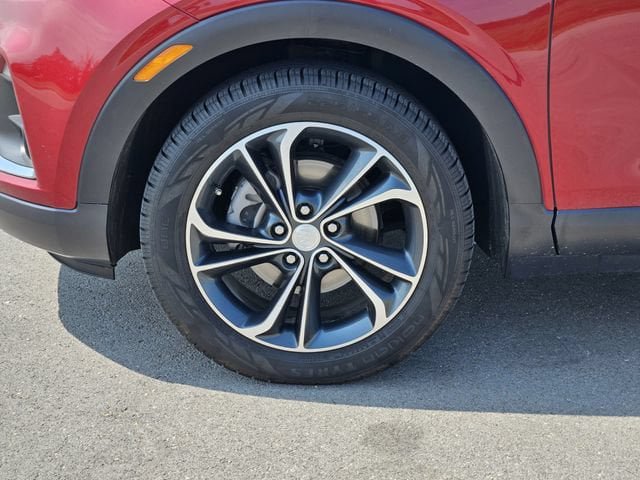 Used 2020 Buick Encore GX Essence FWD image 12