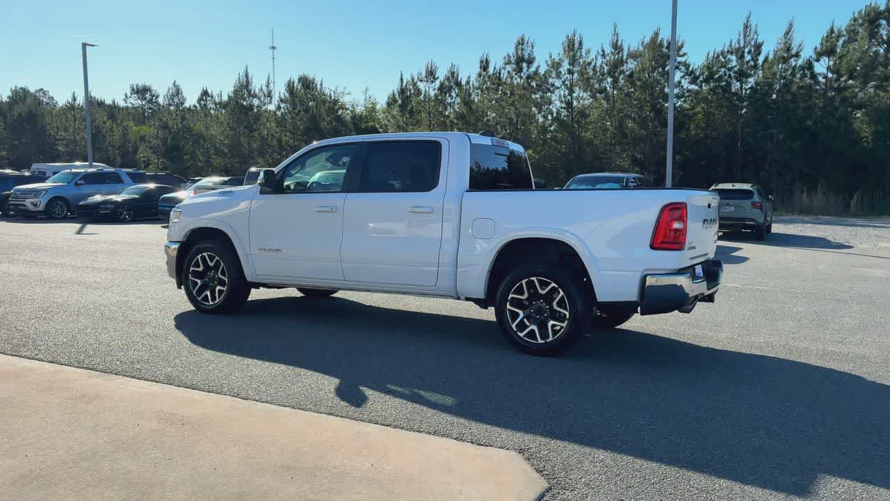Used 2025 RAM 1500 Laramie AWD/4WD image 6