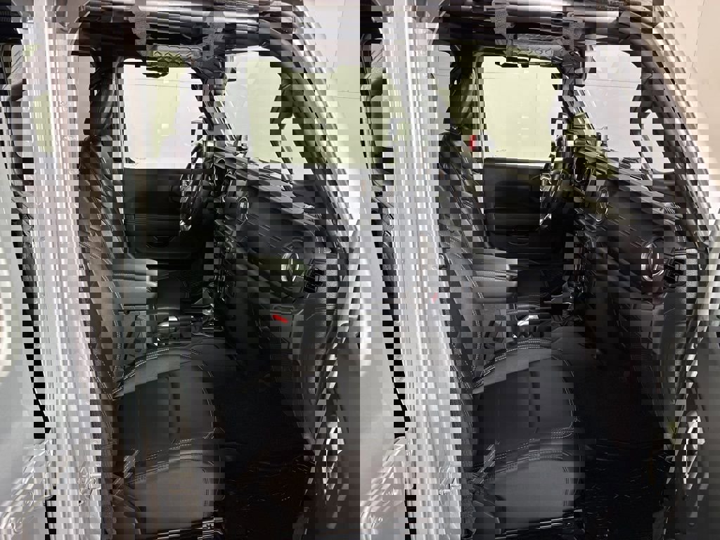 Used 2022 Jeep Wrangler Unlimited Sahara w/ LED Lighting Group image 14