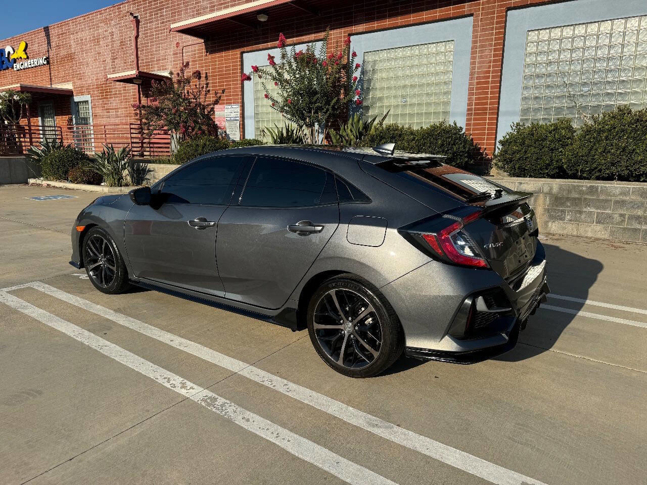 Used 2021 Honda Civic Sport image 4