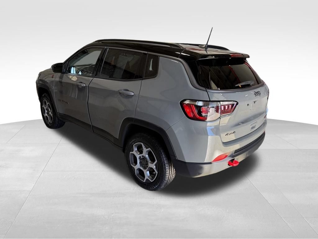 Certified 2022 Jeep Compass Trailhawk AWD/4WD image 3