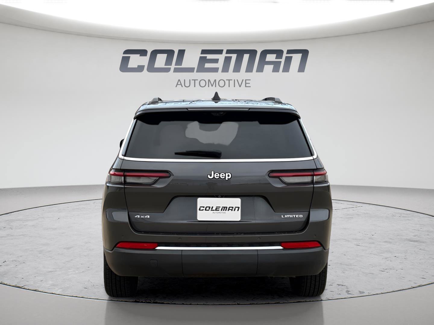 Used 2024 Jeep Grand Cherokee L Limited w/ Luxury Tech Group II image 4