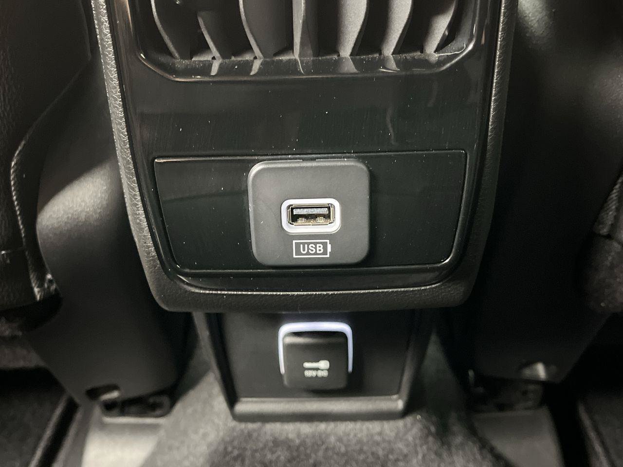 Used 2023 Jeep Compass Latitude AWD/4WD image 11