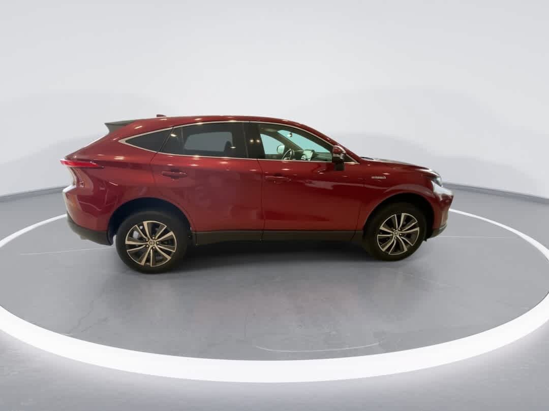 Used 2021 Toyota Venza LE w/ Carpet Mat Package (TMS) AWD/4WD image 9