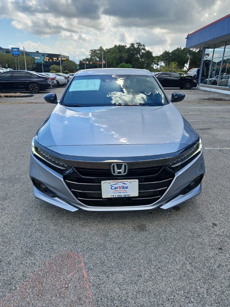 Used 2022 Honda Accord Sport image 2