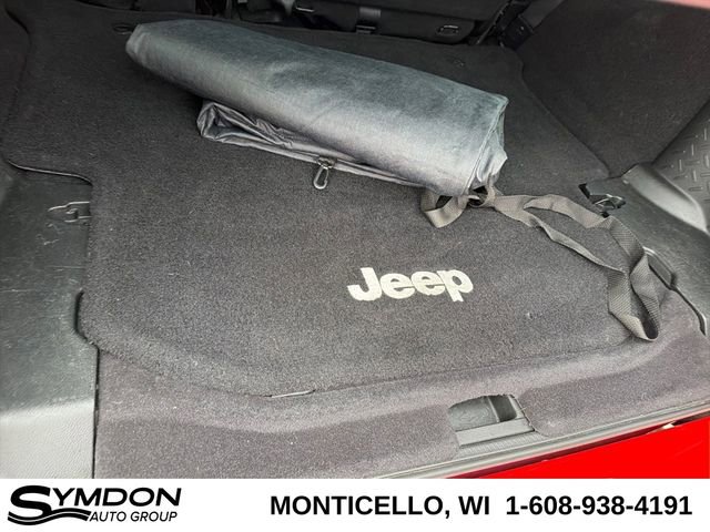 Used 2017 Jeep Wrangler Unlimited Sahara w/ Dual Top Group image 19