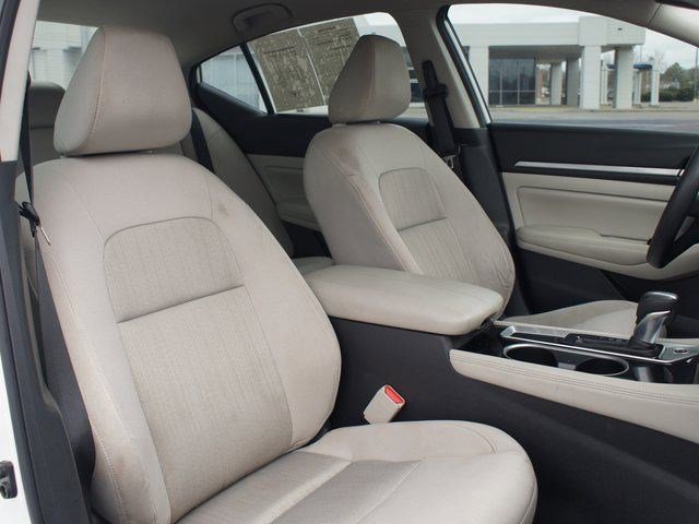 Used 2023 Nissan Altima 2.5 SV image 21