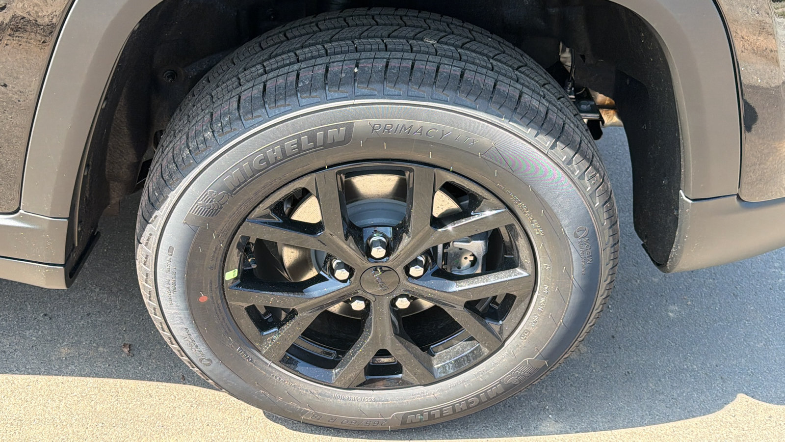 New 2026 Jeep Grand Cherokee Altitude AWD/4WD image 12