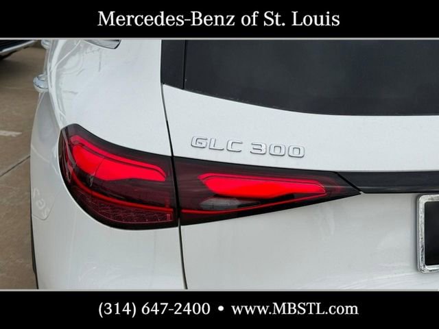 New 2026 Mercedes-Benz GLC 300 4MATIC image 4
