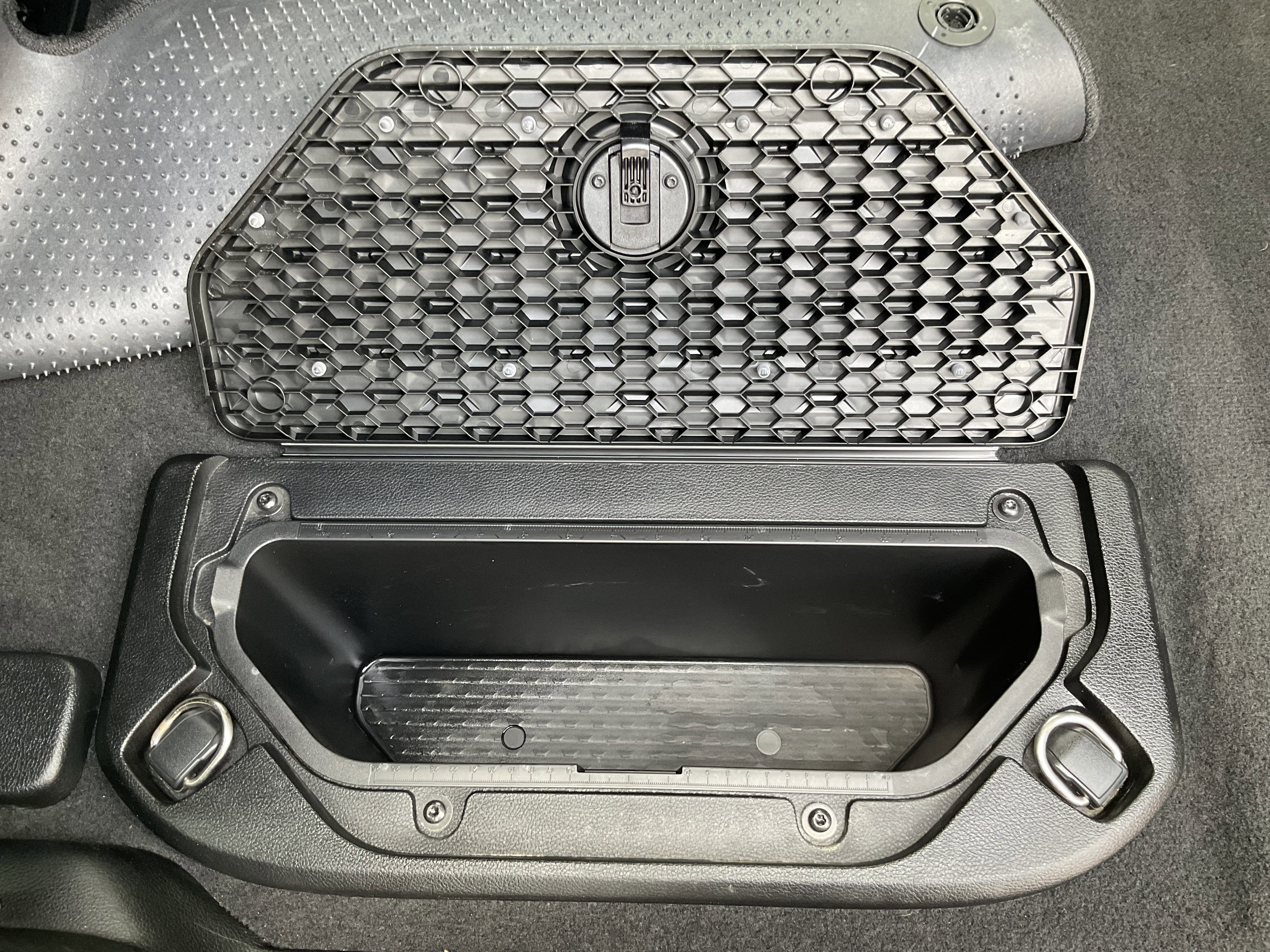 Used 2019 RAM 1500 Laramie AWD/4WD image 42