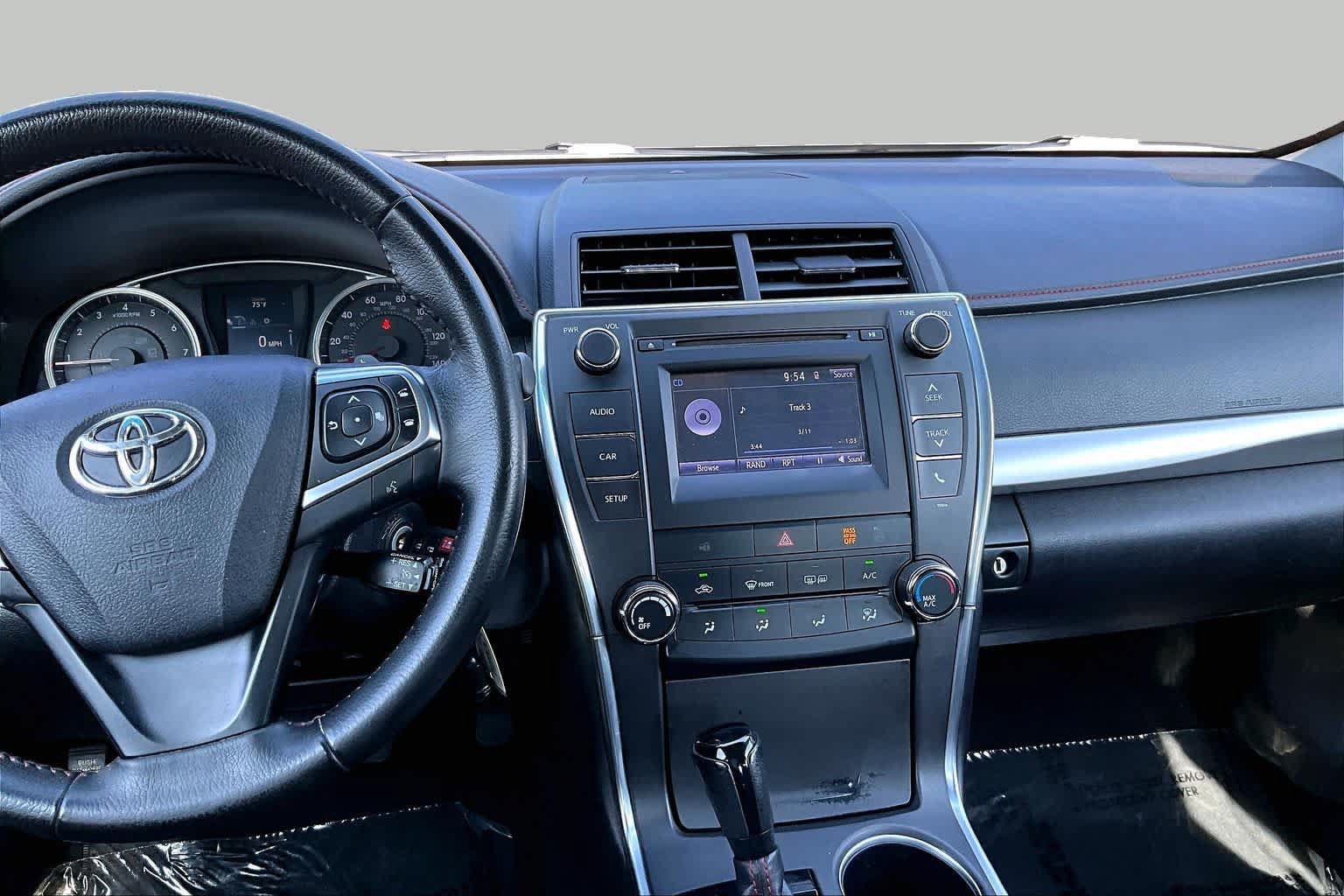 Used 2017 Toyota Camry SE FWD image 7
