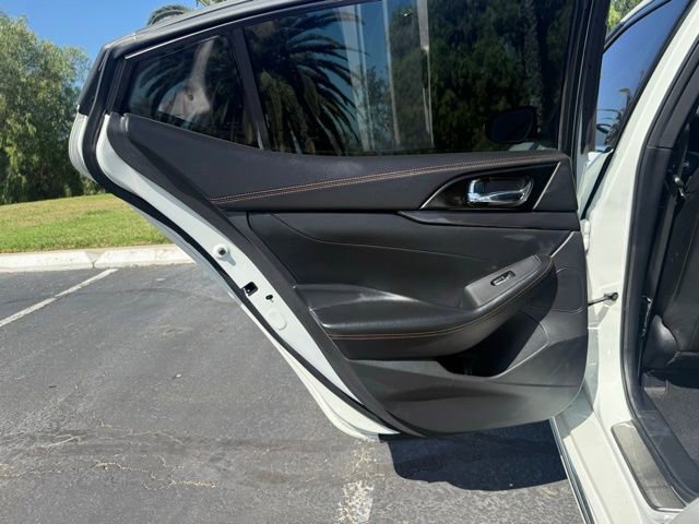 Used 2021 Nissan Maxima SR w/ Sport Mat Group image 11