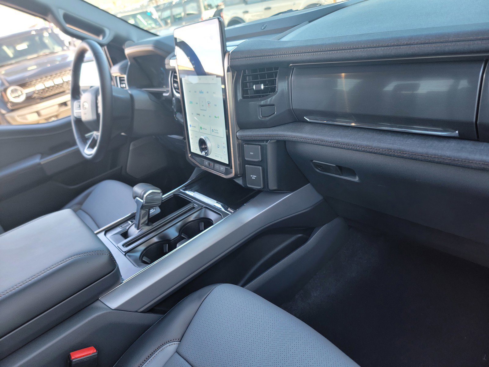 New 2025 Ford F150 Lightning Lariat image 16