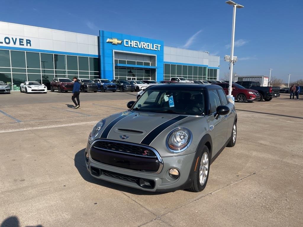 Used 2018 MINI Cooper S image 2