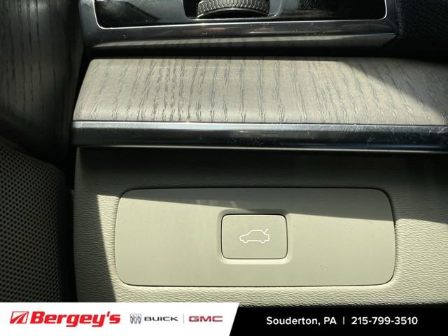 Used 2024 Volvo XC90 B6 Plus AWD/4WD image 19