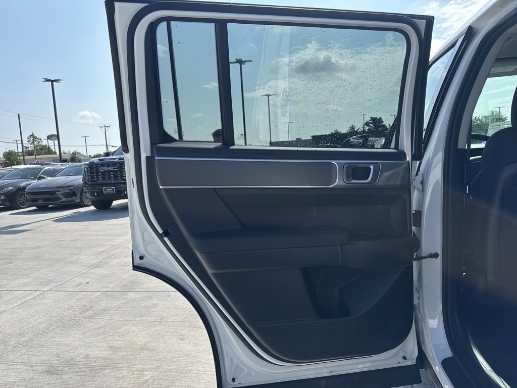 New 2026 Hyundai Santa Fe SE image 16